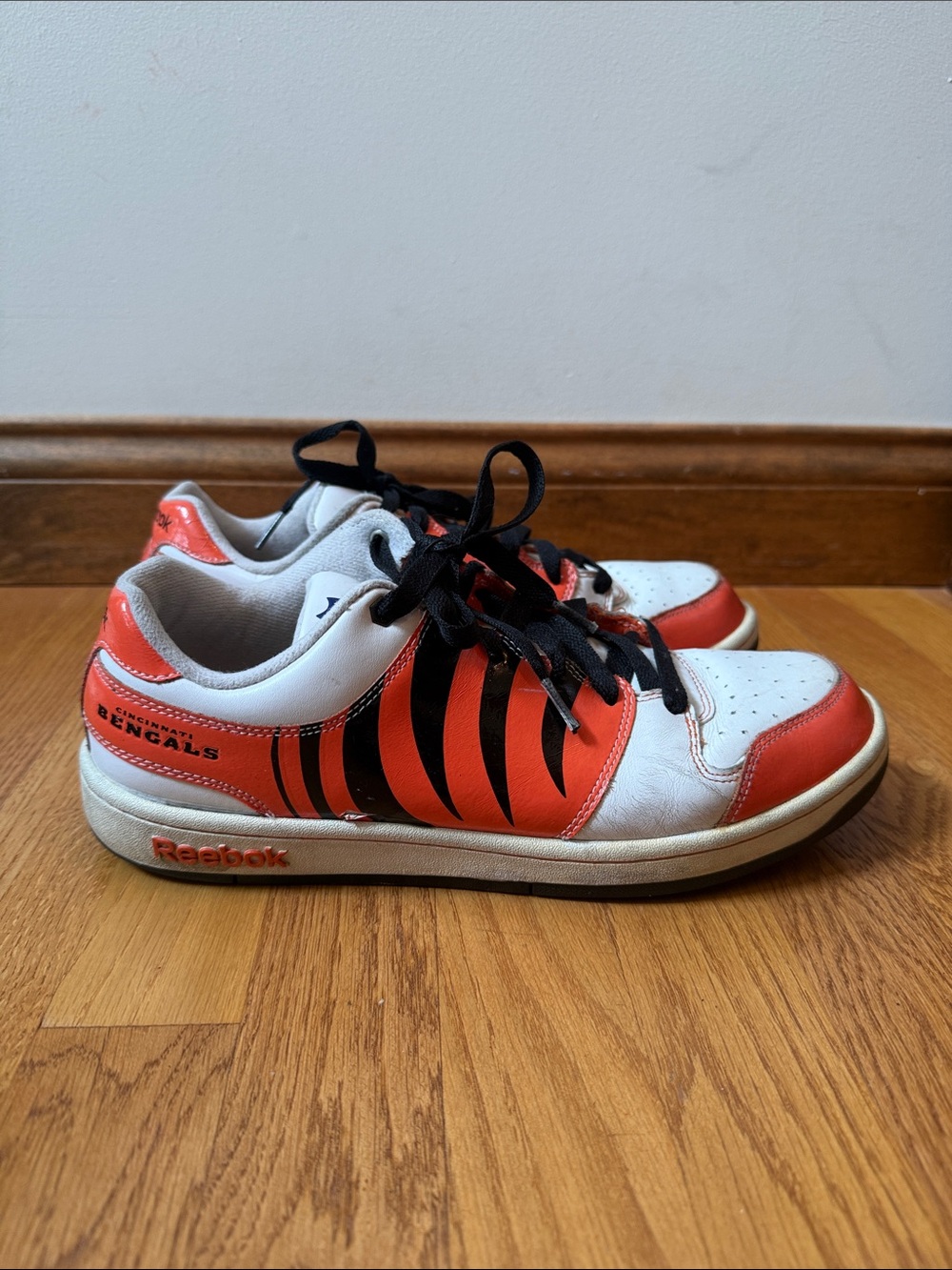 Reebok NFL Cincinnati Bengals Vintage? Sneakers Football Men’s Size 10.5